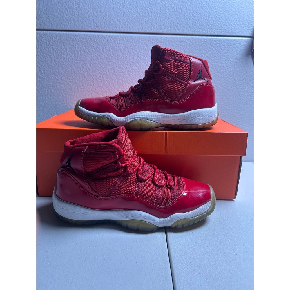 Jordan 11 Retro Win Like 96 Gym Red Size 7Y 8.5W #2942